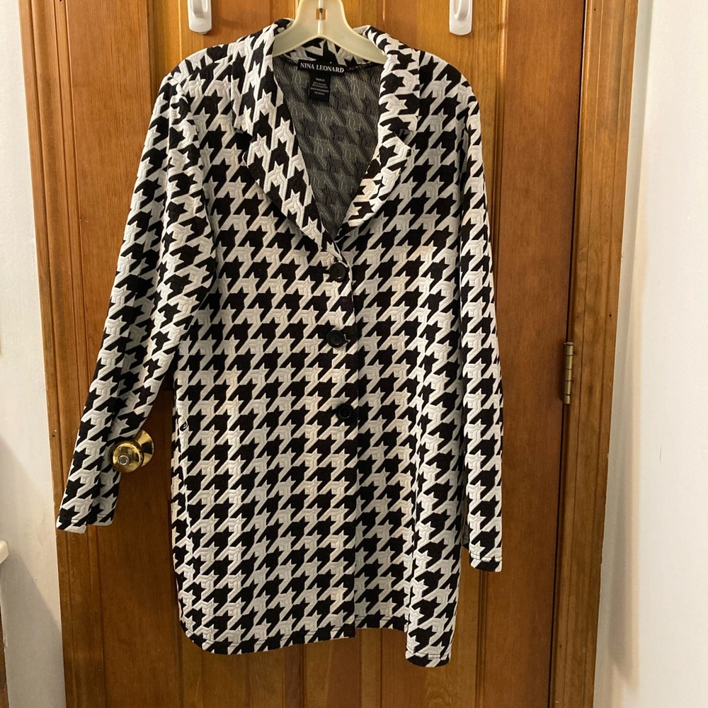 Jacket Size Medium - image 6